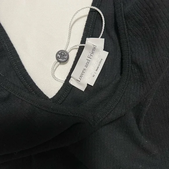 Lovers and friends, black onesie - Picture 3 of 3